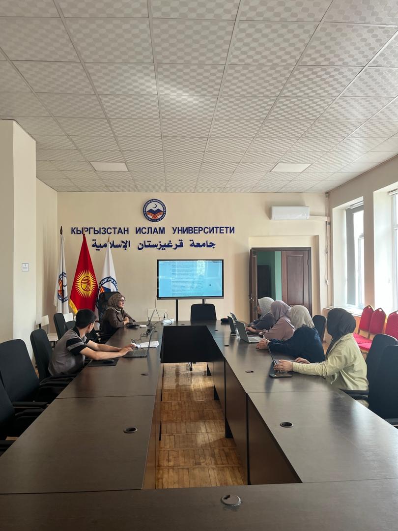 Изилдөө көндүмдөрүн калыптандырууда жасалма интеллектти колдонуу боюнча семинар өттү